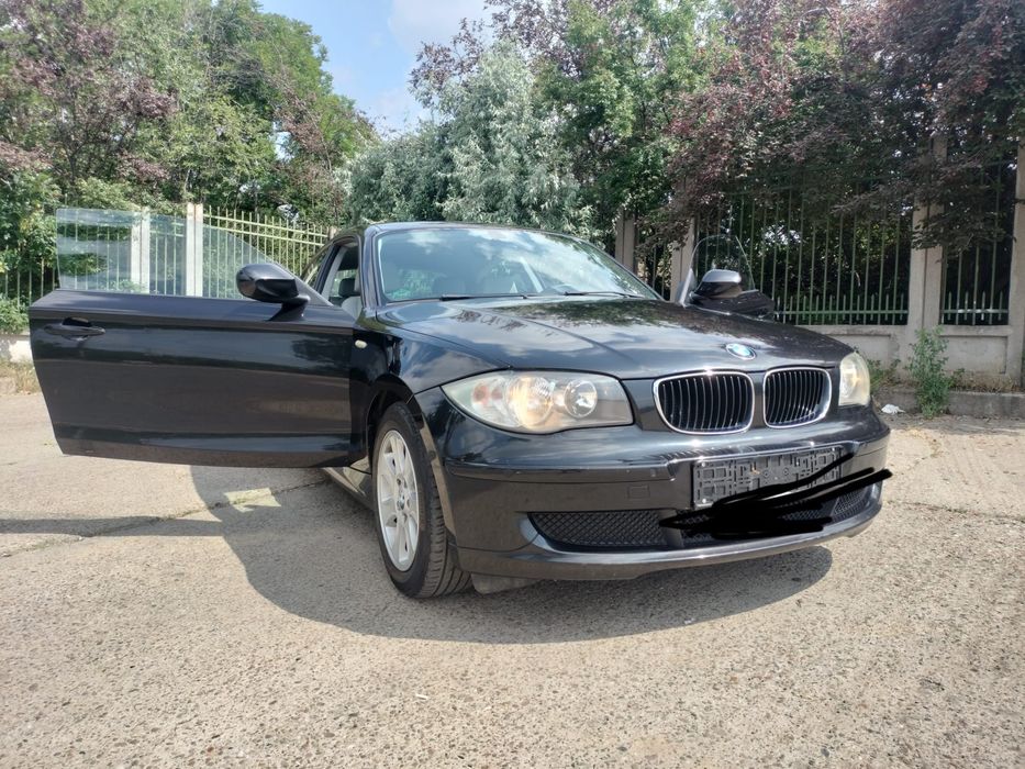 Vând Seria 1 E87 Coupe