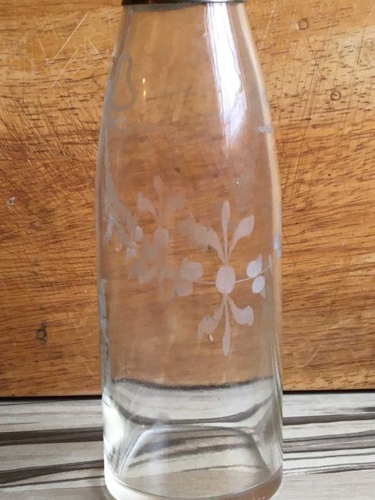 Стара френска гарафа