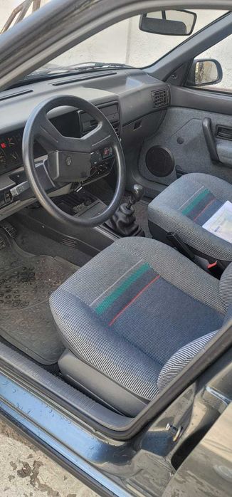 RENAULT 19 1992 — imagine 4