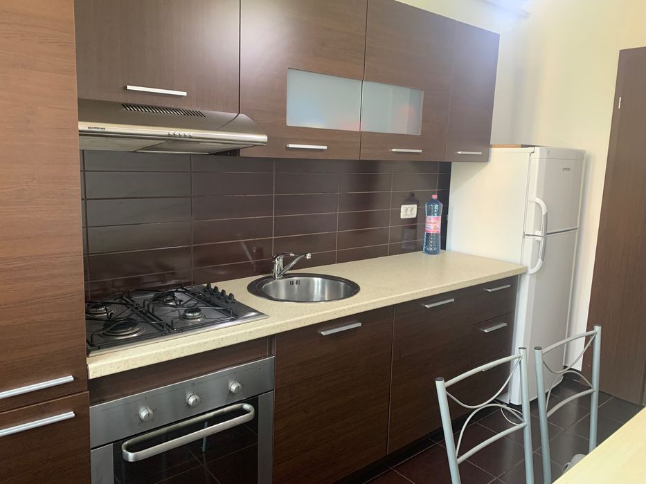 Apartament de inchiriat
