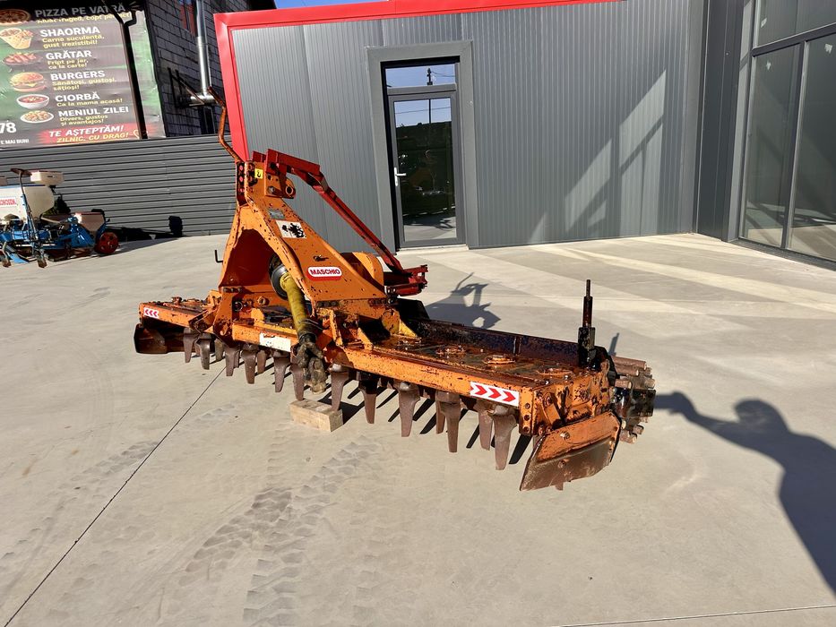 Freza Grapa rotativa Pivotanta Maschio 3 m ////piese utilaje