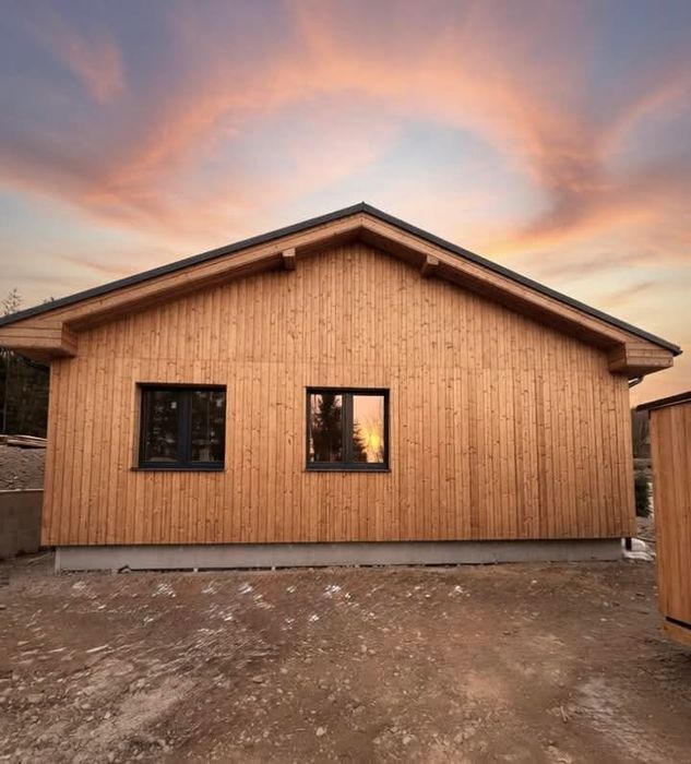 Foișoare ,terase ,case de lemn ,pergole cabane prelucrăm și modelăm lemnul profesional, mai multe găsiți în anunțurile mele ,sau casetrainice.ro