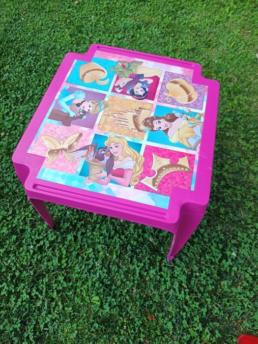 Set mobilier copii - printese