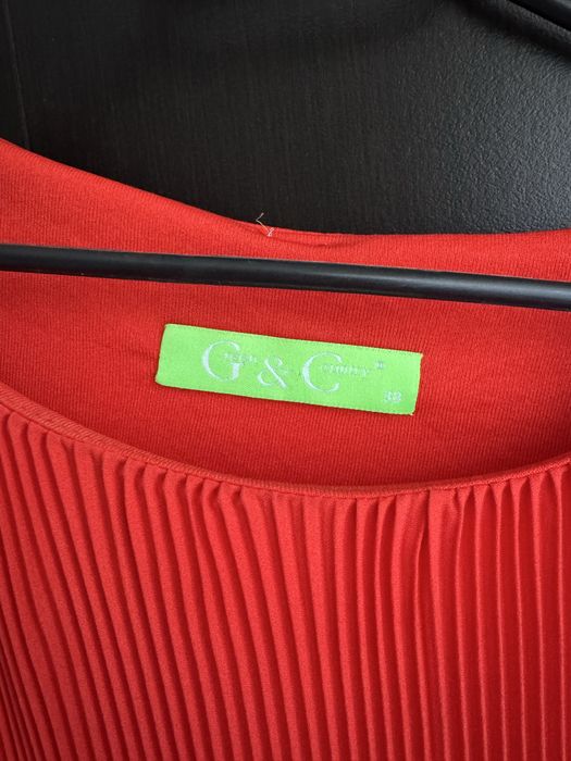 Рокля 38 размер,обличана веднъж