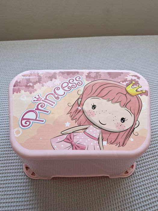 Стъпало и подложка-адаптор за тоалетна чиния