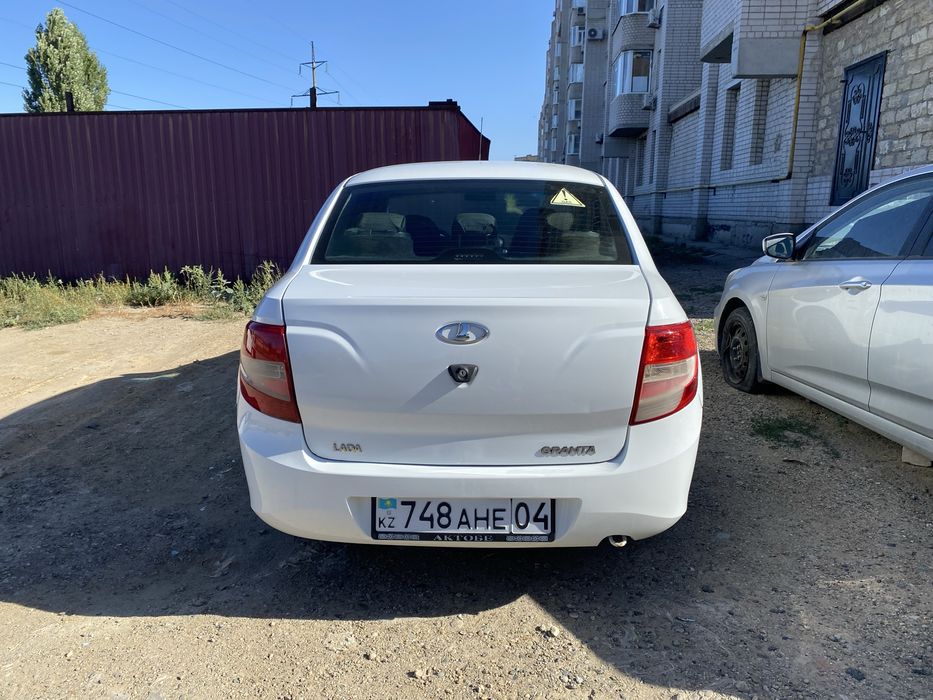 Ваз Lada Granta 21901
