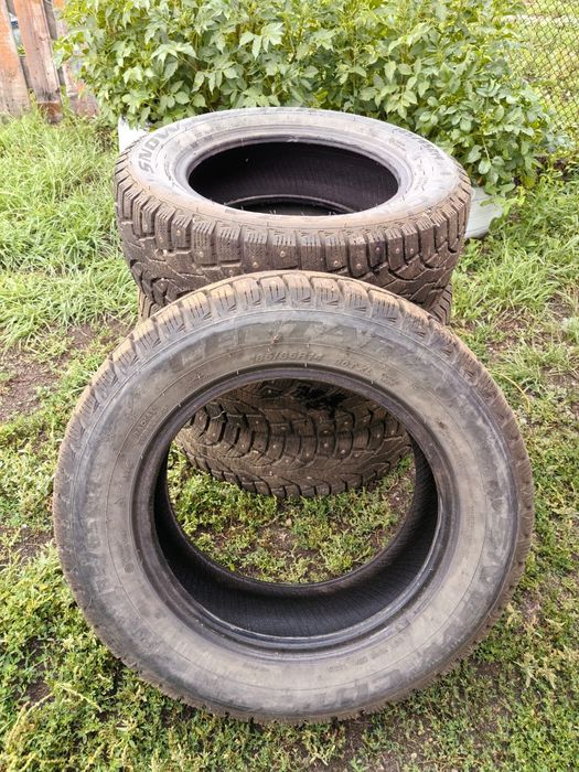 Продаю шины, зимние