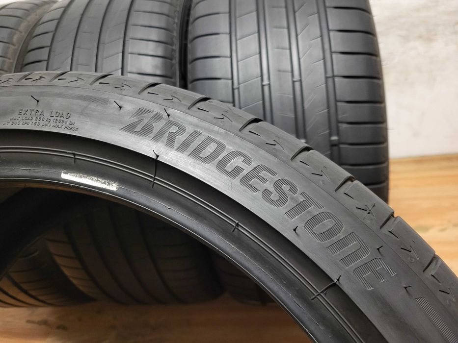 285/35/22 Bridgestone 23 г. / летни гуми