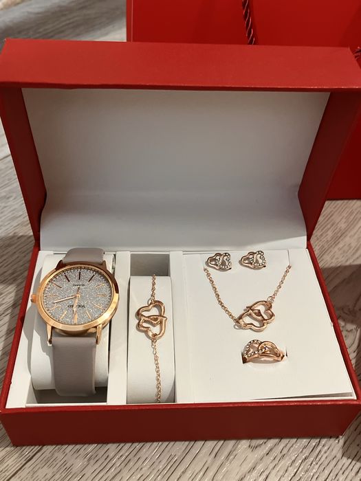 Набор бижутерия )