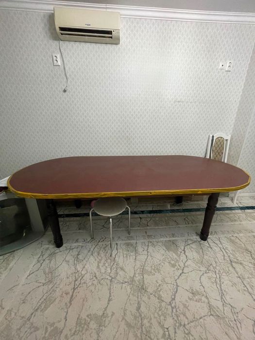 Продам обеденный стол 250х110