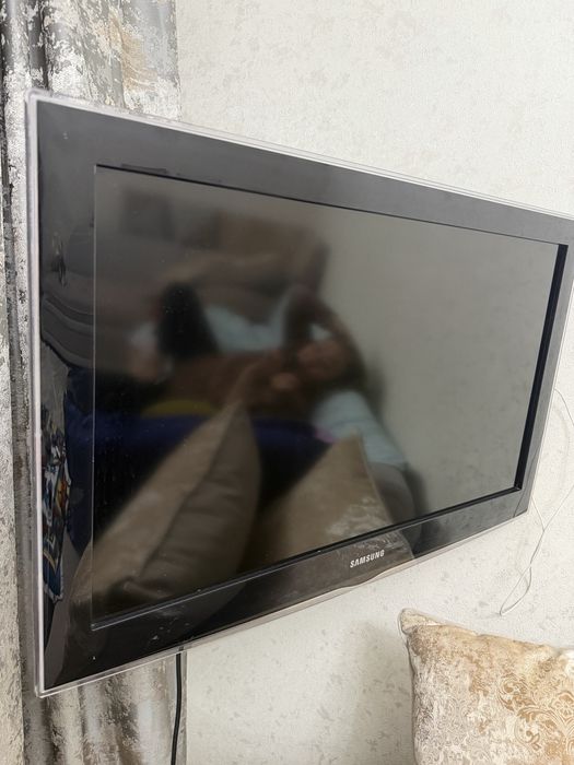 Телевизор диагональ 71