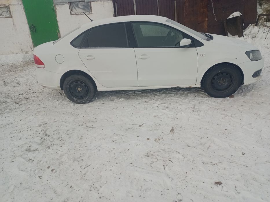 Продам машину поло