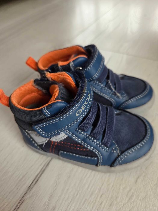 Бебешки кецове GEOX