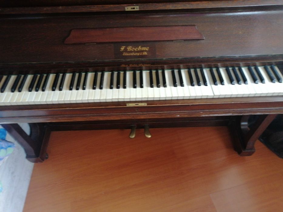 Немско Пиано. Модел F. Bochme Eisenberg.