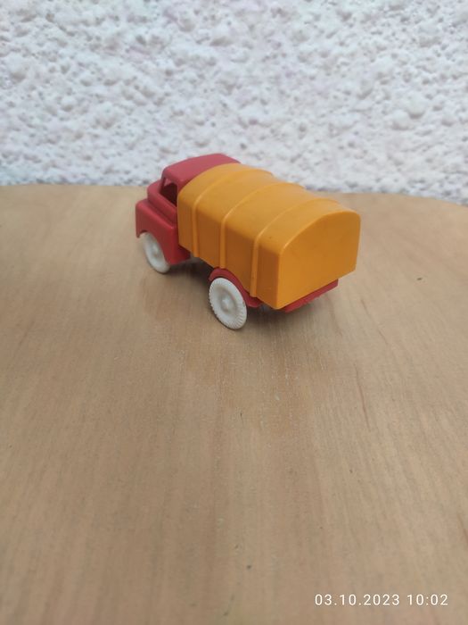 Машинка игрушка времен СССР