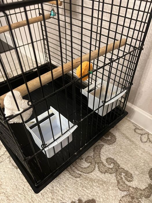 Продам клетку для птиц