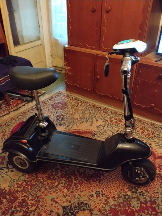 Scuter electric, 3 roti, motor 24v