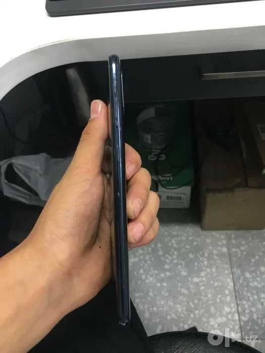Samsung A30s ekran singan qogan joyi ideal