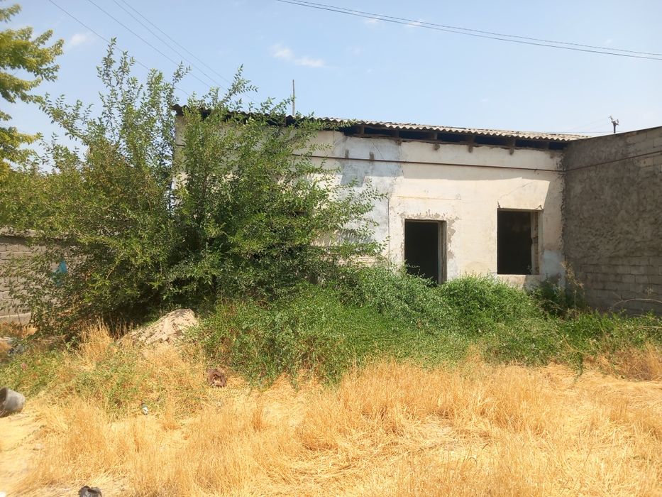 Участка сотилади