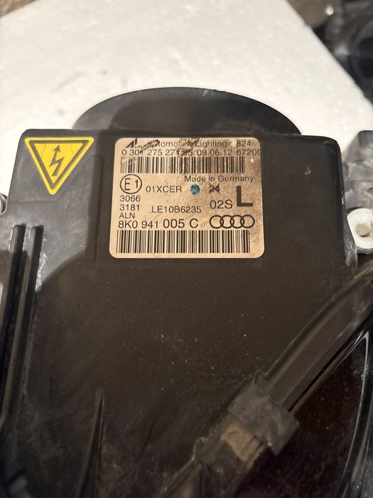 Фар Audi A4 B 8.5