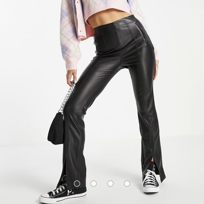 Панталон от изкуствена кожа Stradivarius