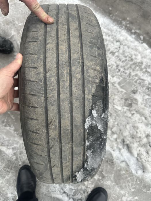 Продам комплект летних шин