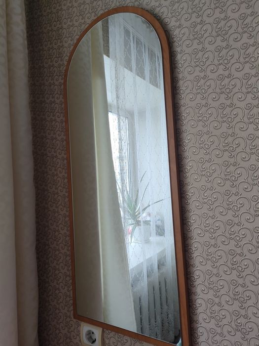 Комод (и зеркало)