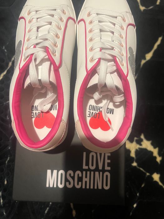 Love Moschino оригинални нови обувки