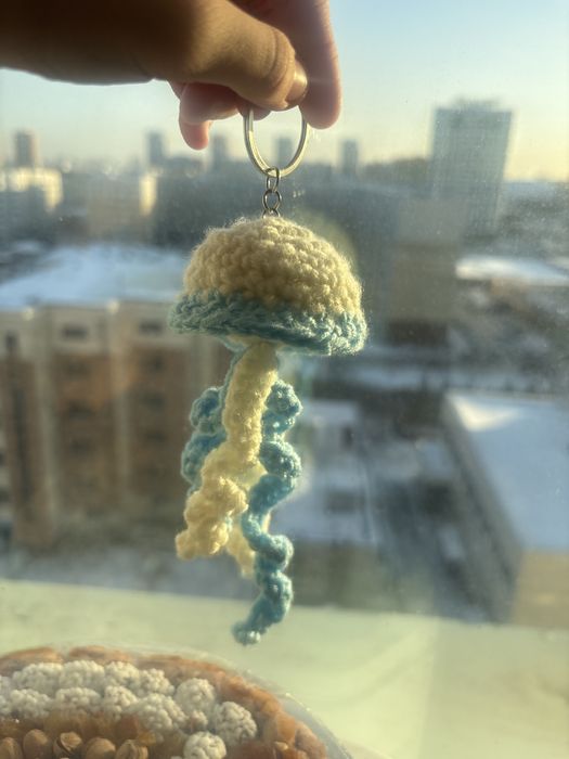 Брелок медуза хорошем виде