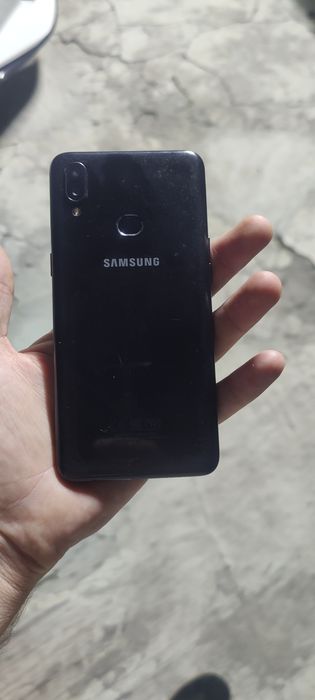 Телефон Samsung Galaxy a10s без торга