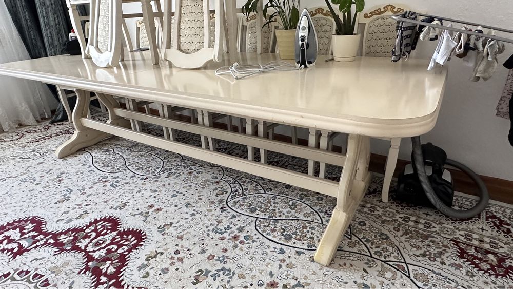 Стол сатылады