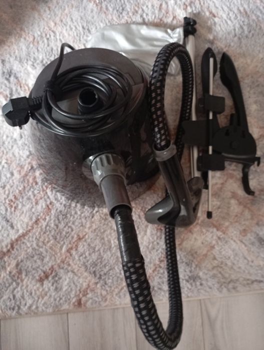 Продается отпариватель для одежды и белья