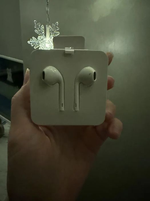 Apple Наушники Оригинал Продам