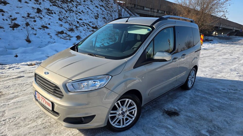 Ford Tourneo Courier Stare impecabila ca noua!!!