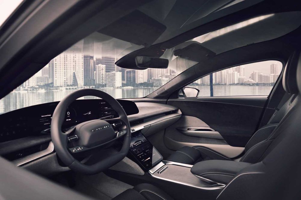 Электромобиль Lucid Air в идеальном состоянии Американка