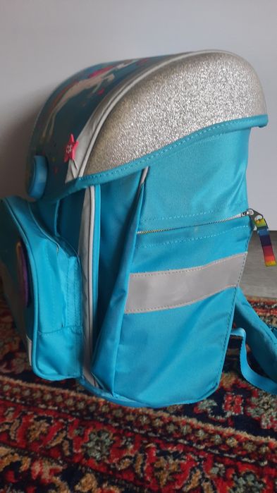 Продам       ранец      для          школьников