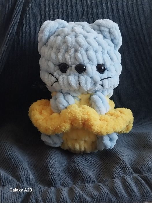 Мягкая вязаная  игрушка