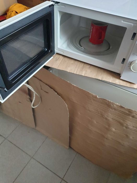 Cuptor cu microunde Beko-import