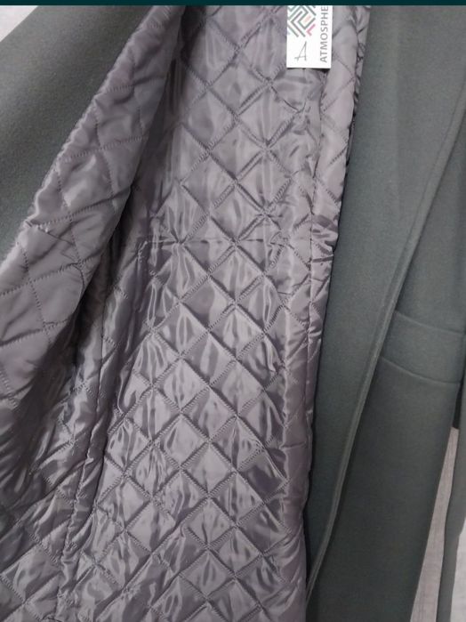 Пальто осень - зима .