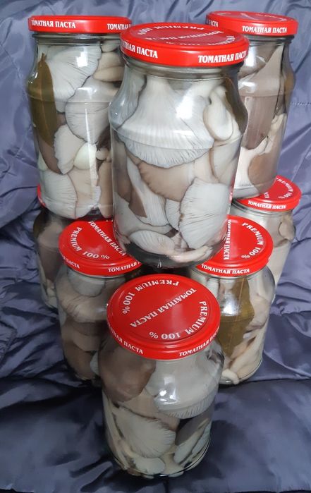 Грибы маринованные.