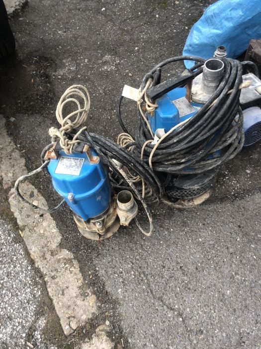Потопяеми водни помпи-професионални