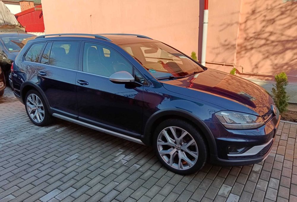 Vw Golf 7 Alltrack 2.0TDI DSG 4MOTION  Panoramic LED fara AD BLUE 184CP 4X4