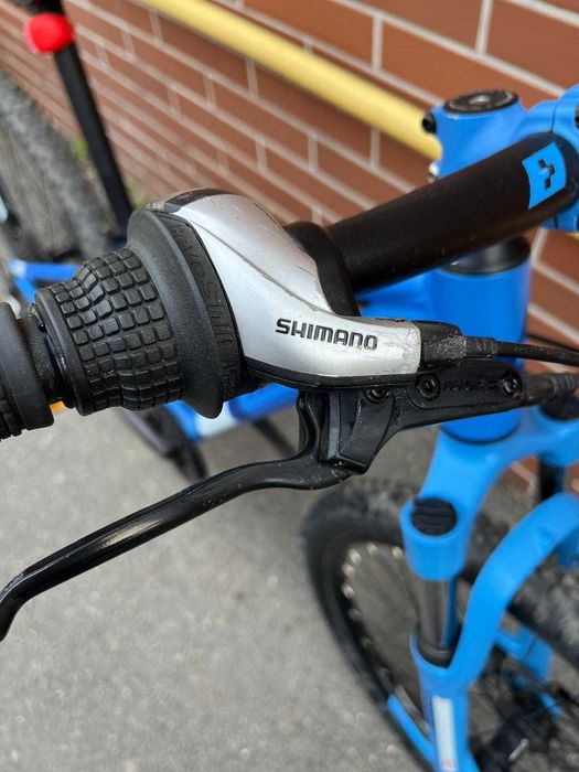 Vând Bicicletă CUBE Acid 240 Disc