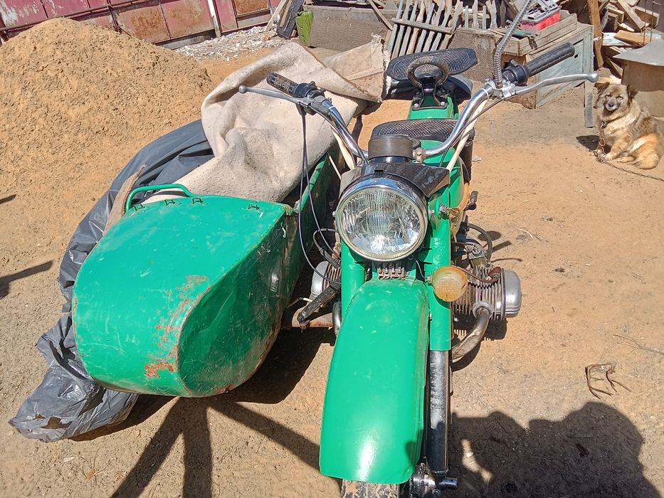 Мотоцикл Урал на ходу