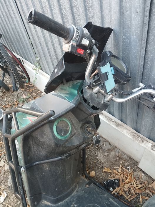 Детский автомобиль Мерседес