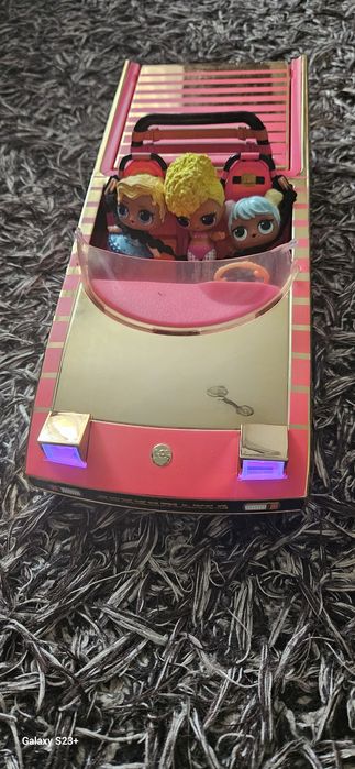 Mașină LOL + 3 păpuși
