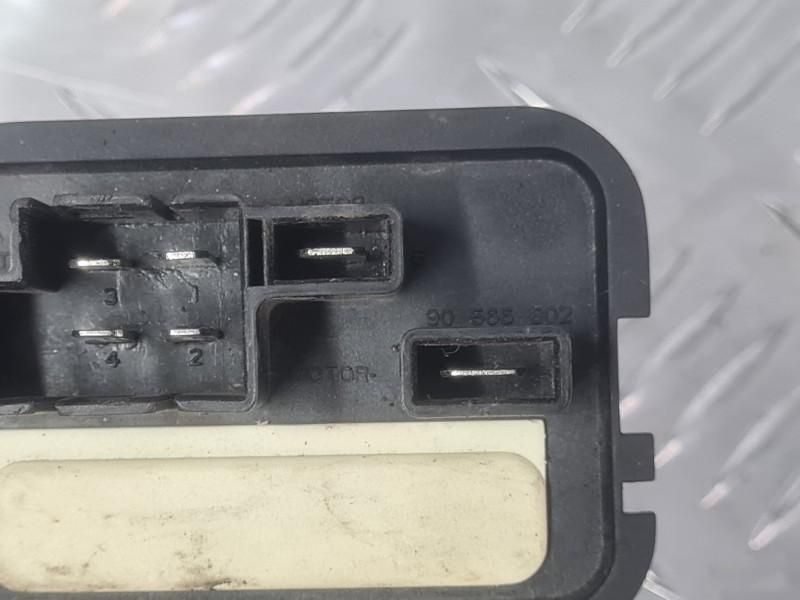 Rezistenta trepte aeroterma climatronic Opel Astra H Twintop