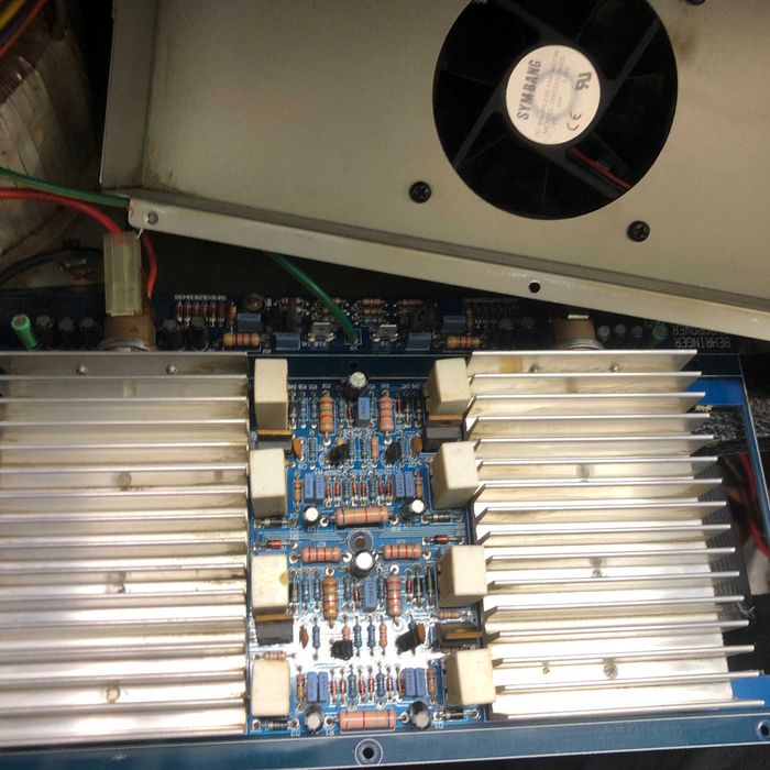 papion service depanare electronist  dynacord electrovoice