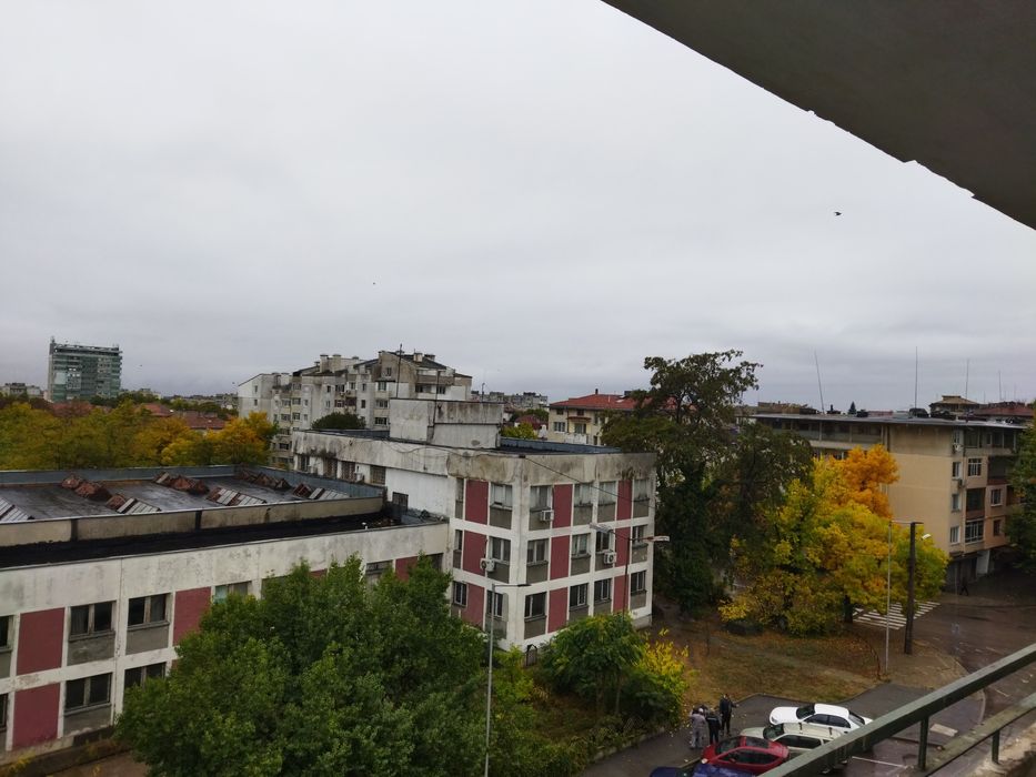 Продава се Тристаен апартамент в Шумен, Военно училище - 92 кв.м за 870 €/кв.м - Снимка #3