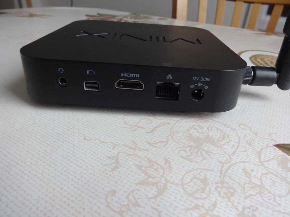 Мултимедиен мини компютър Minix NEO Z83-4 Pro Mini PC – Intel Atom X5-Z8350 / 4GB RAM / 32GB eMMC/ HDMI с Windows 10 Pro